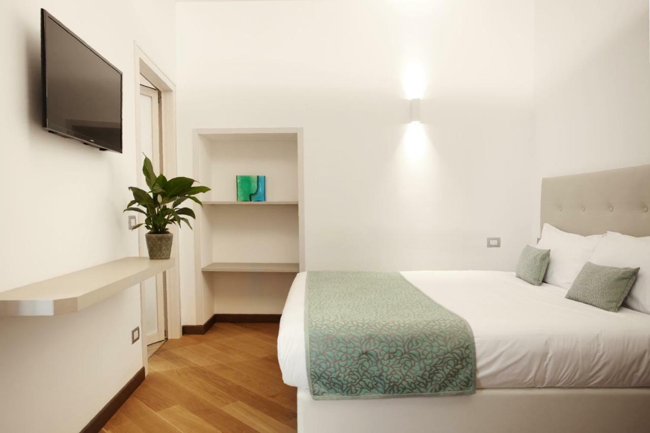Hotel Ponti Angera Exteriér fotografie